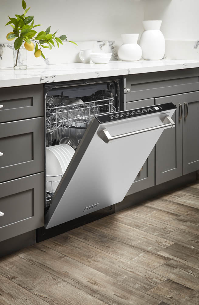 THOR Kitchen 24 Inch Built-in Dishwasher in Stainless Steel – Model HDW2401SS