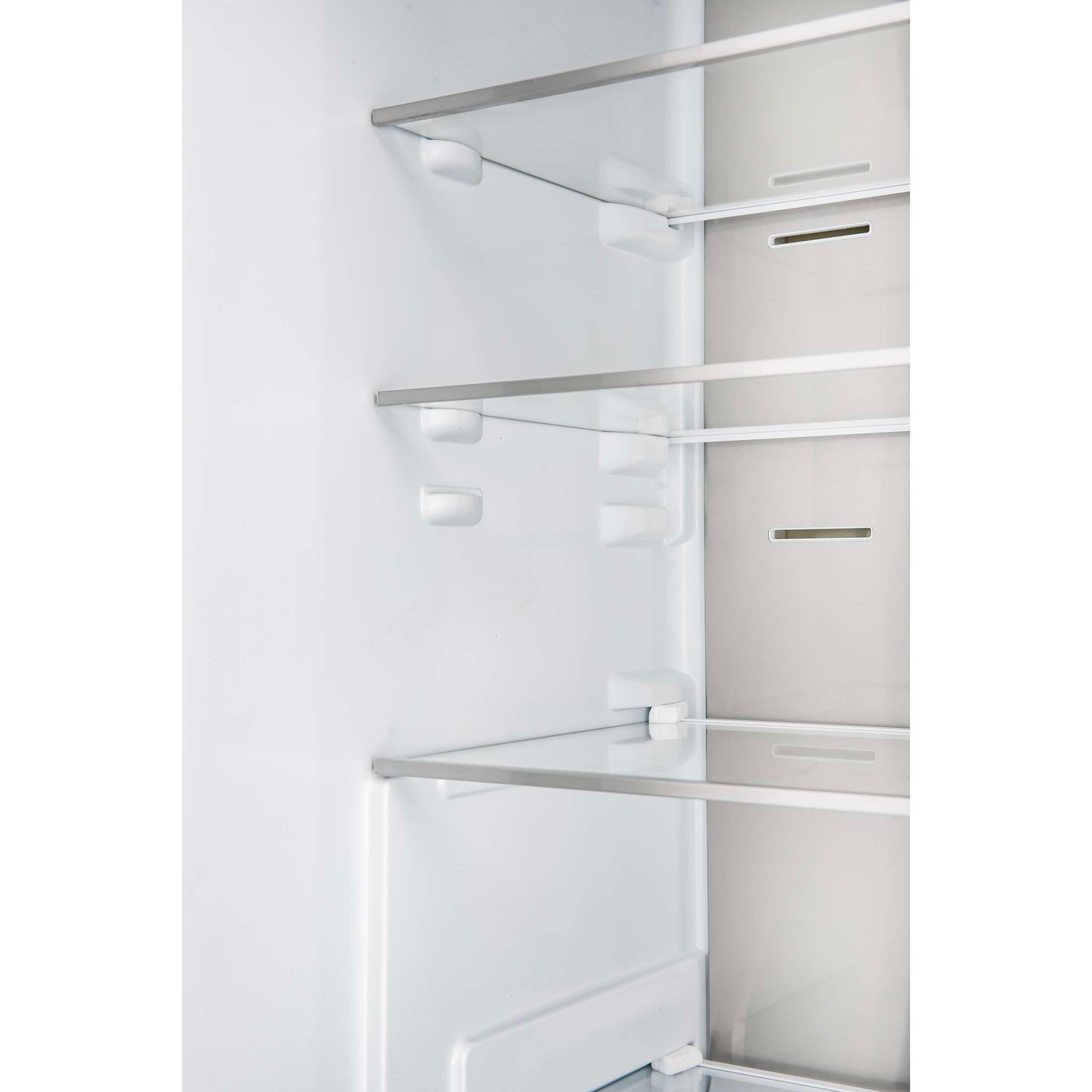 Custodia 24" Bottom Freezer, 10.3 cf., Left Swing, Ice Maker, Total No frost, Stainless Steel handles