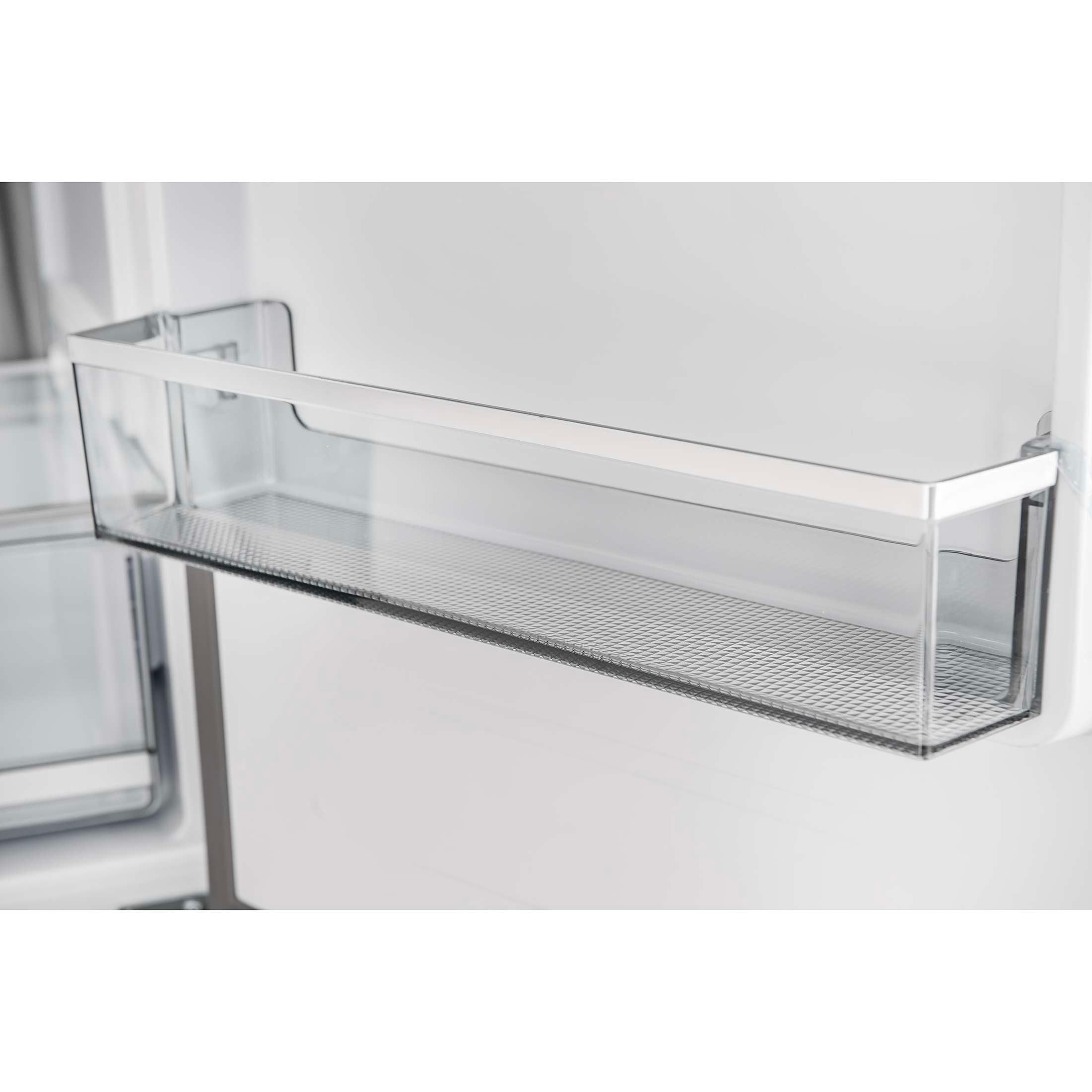 Custodia 24" Bottom Freezer, 10.3 cf., Right Swing, Total No frost, Stainless Steel handles